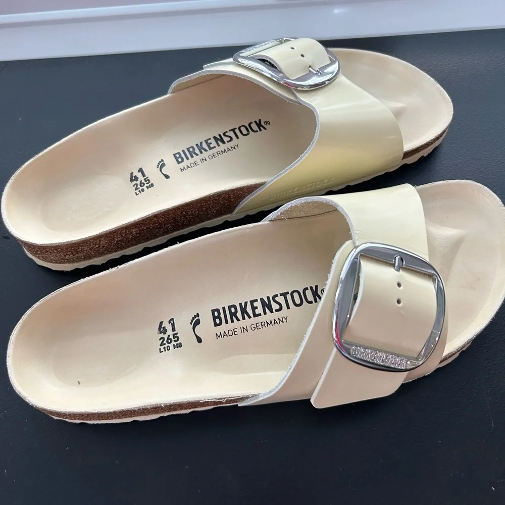 Birkenstock Madrid Big Buckle Slide Sandals No offer item🔥🔥